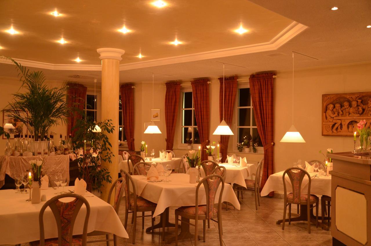 Castell Hotel & Restaurant Leinsweiler Exteriér fotografie